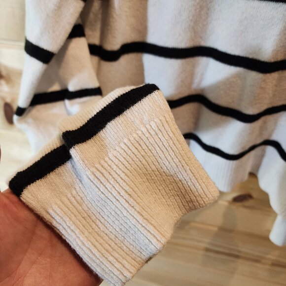 Old Navy Striped Button-Front Cardigan Sweater – Women’s Large - Picture 3 of 6